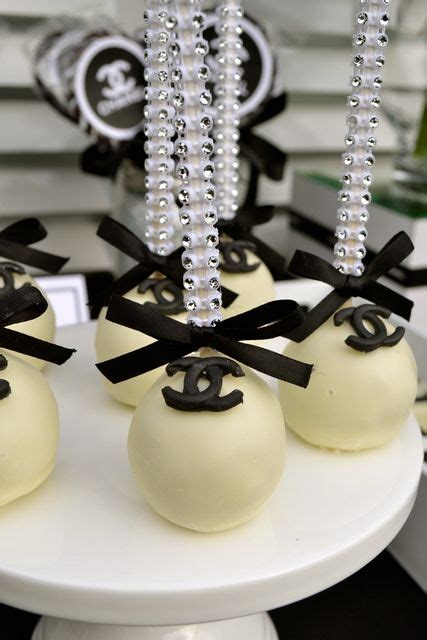 black and white chanel cake pops|elegant Chanel cake ideas.